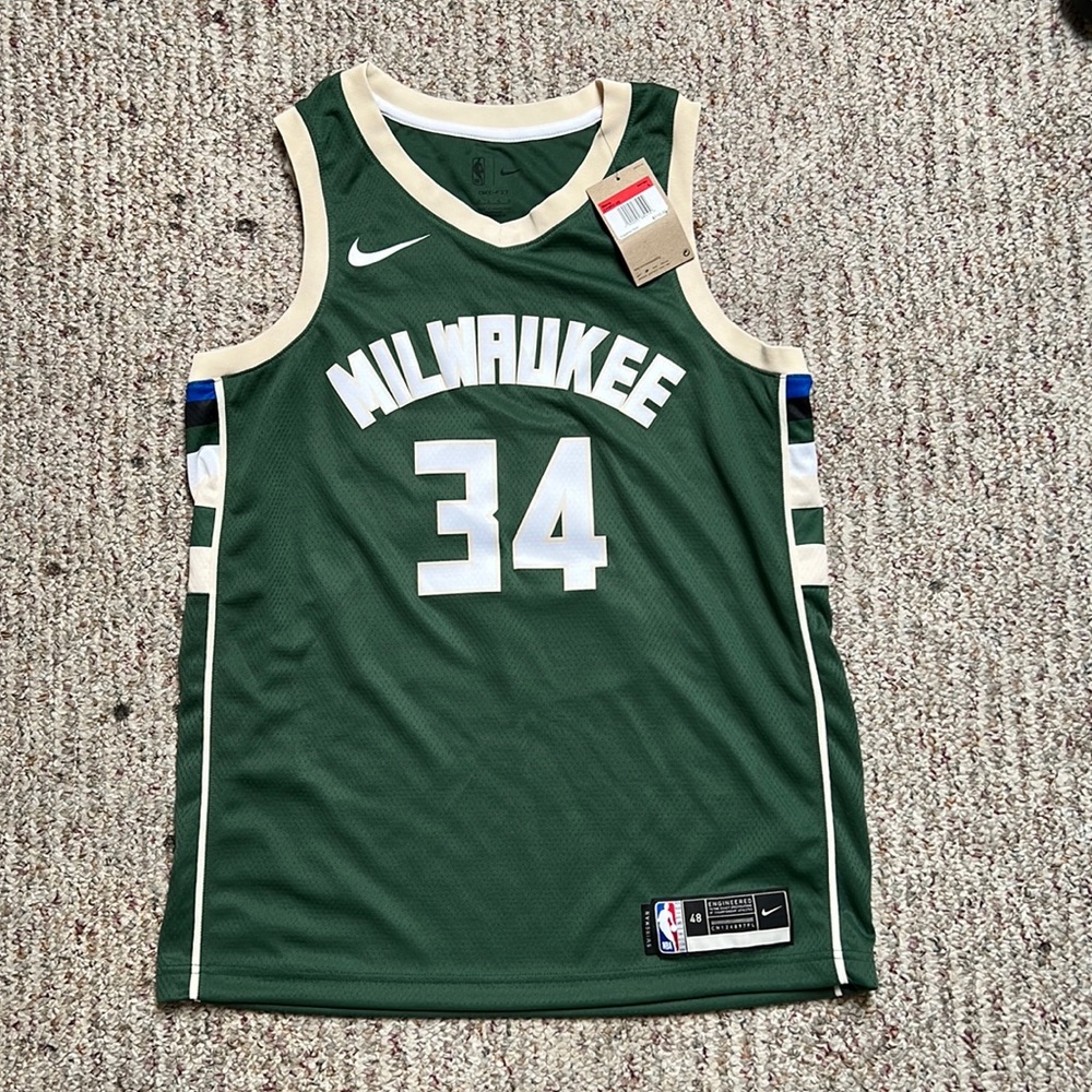Large Antetokounmpo Bucks Jersey